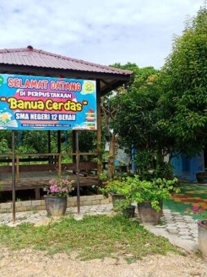 PERPUSTAKAAN SEKOLAH