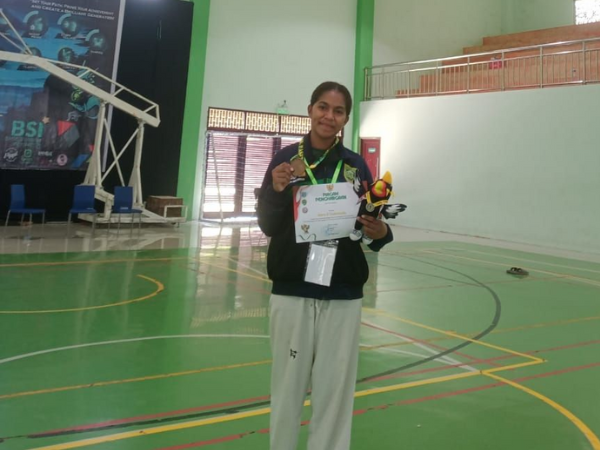 Juara 3 Taekwondo PutrI Kelas 59 Kg